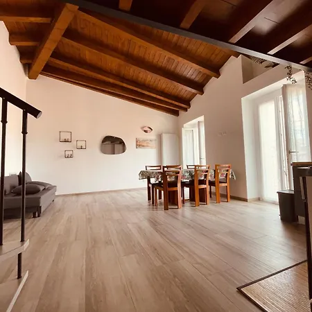 Апартаменты House